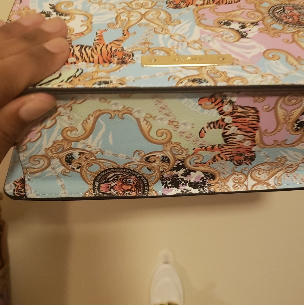 Purse - Picture 4 of 5